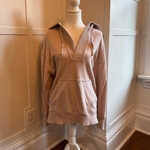 aerie hoodie in “hushed violet”